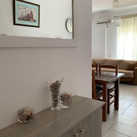 Sea Apartments Himare Exterior photo