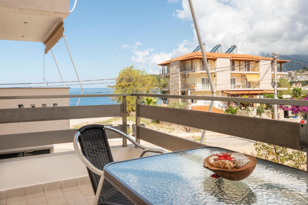 Sea Apartments Himare Exterior photo