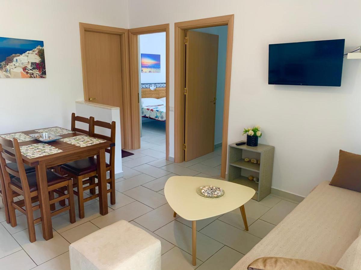 Sea Apartments Himare Exterior photo
